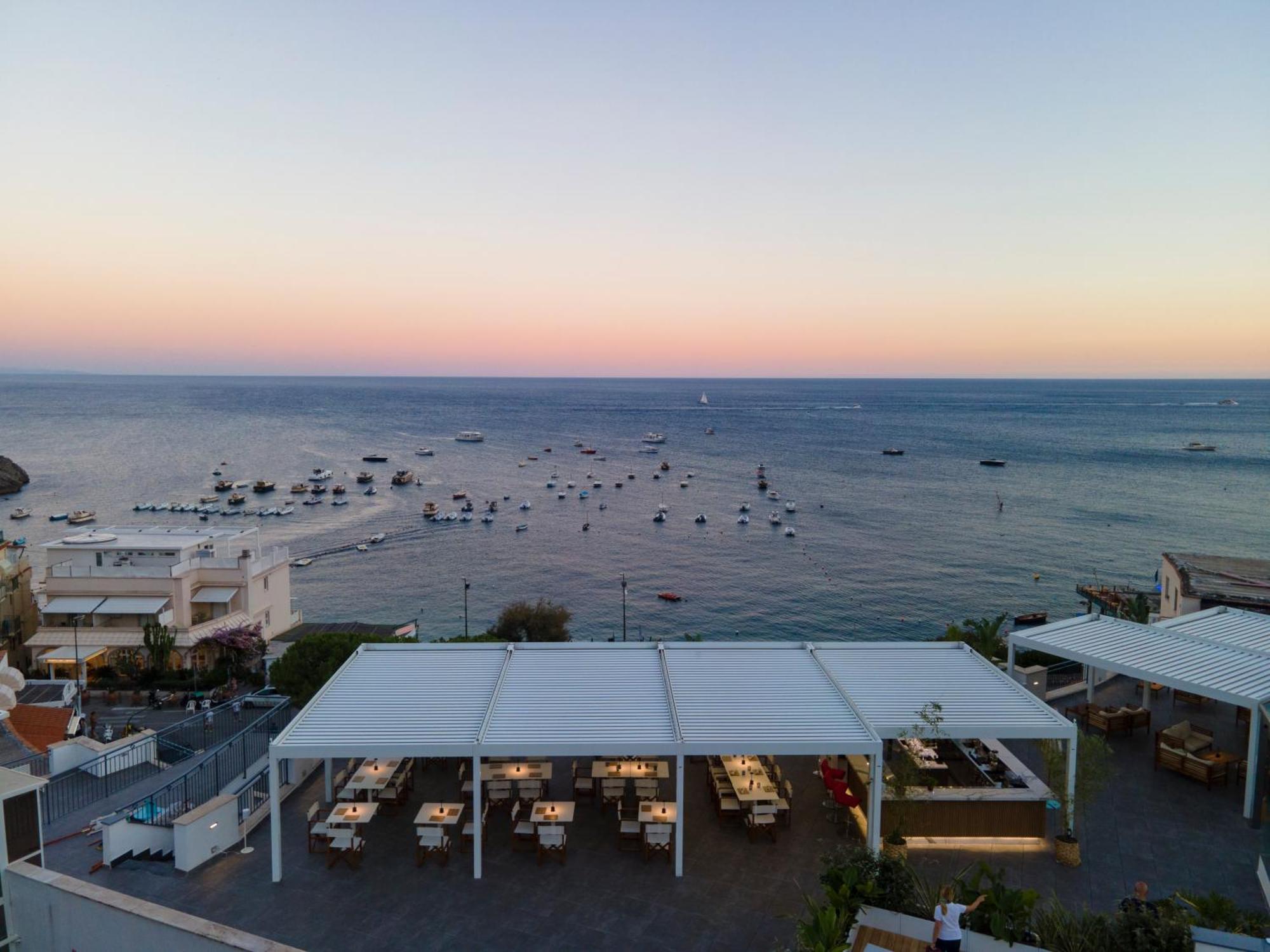 Punta Campanella & Hotel